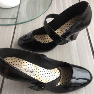 American Eagle heels